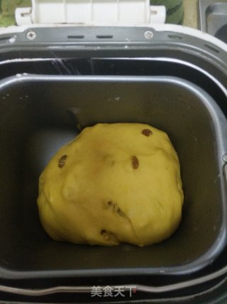 Raisin Buns recipe