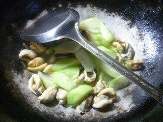 Stir-fried Mussels with Night Blossoms recipe