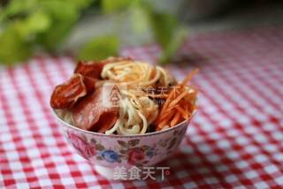 Dry Noodles with Black Bean Sauce and Bacon recipe