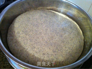 Black Bean Noodle Mantou recipe