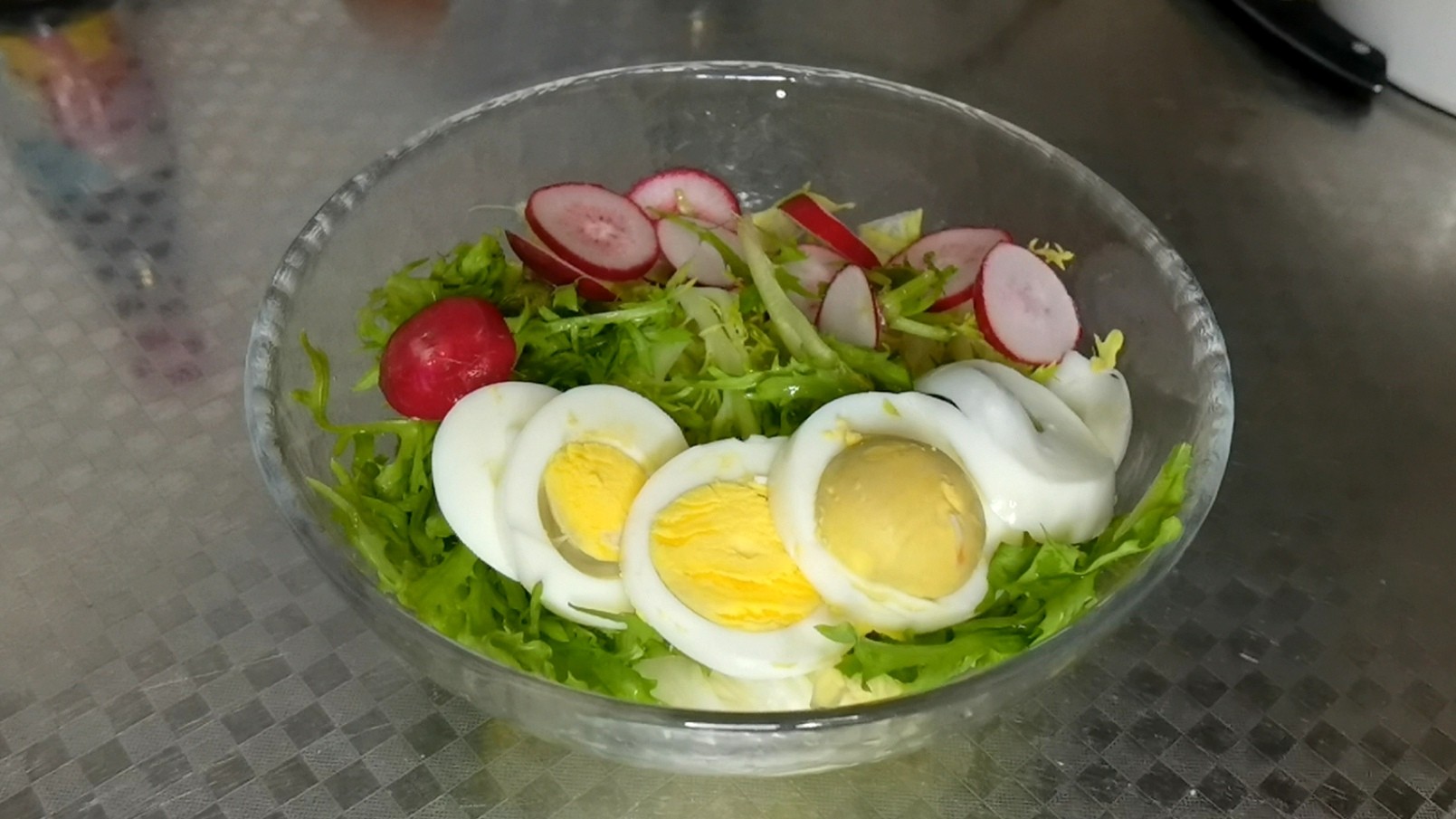 An Essential Low-fat Diet Meal in Summer ~ Salad recipe