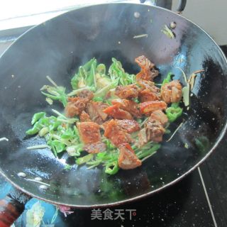 Spicy Fried Roast Duck recipe