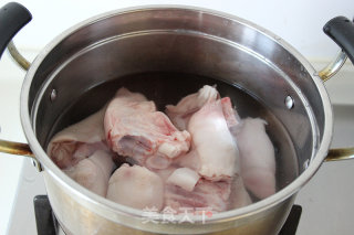 Fermented Bean Curd and Rock Sugar Trotters recipe