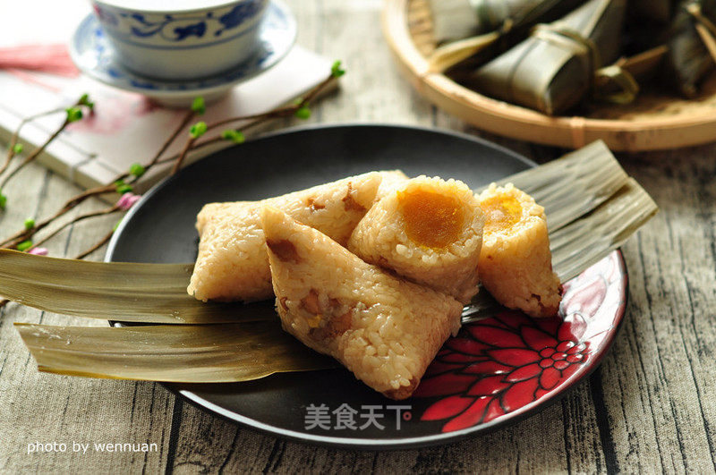 Teriyaki Chicken Dumpling with Egg Yolk recipe