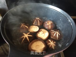 Broccoli Stuffed Shiitake Mushrooms recipe
