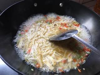 Mom, Add A Bowl of Rice-beef with Crystal Sour Soup recipe