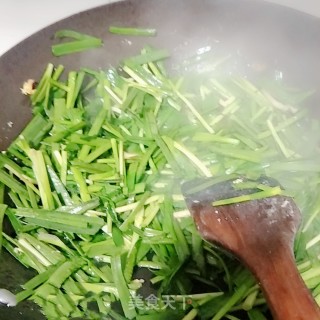 Scrambled Eggs with Spring Chives recipe
