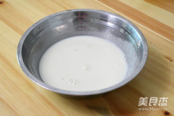 Three-color Hanamaki with Soy Milk Flavor recipe