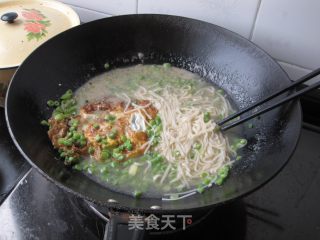 String Bean Hot Noodle Soup recipe