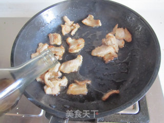 Stir-fried Pork Belly with Spicy Cabbage recipe