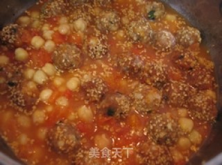 Tuan Tuan Yuan Yuan--golden Shrimp and Meatballs in Tomato Sauce (golden Phoenix Opera Dragon Ball) recipe