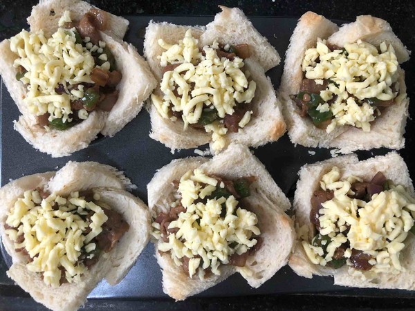 Black Pepper Beef Toast recipe