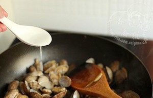 Spicy Fried Clams recipe