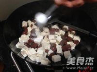 Pork Blood Tofu Soup with Oyster Sauce recipe