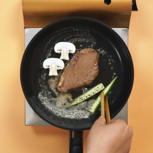 Pan-fried Steak recipe