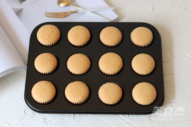 Mini Sponge Cake recipe