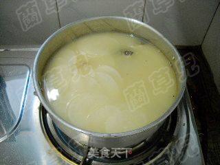 Chrysanthemum Pisces Hot Pot recipe