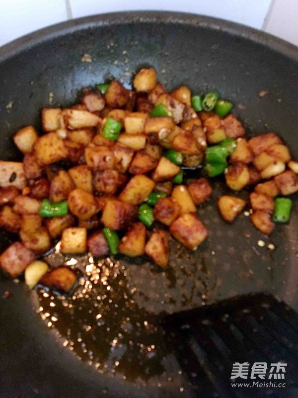 Spicy Braised Potato Chunks recipe