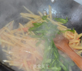 Tomato and Potato Shreds recipe
