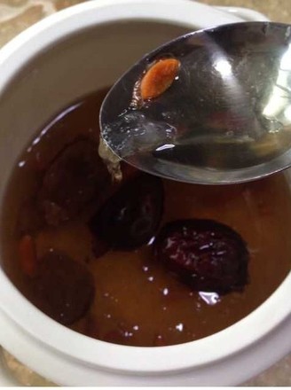 Bird's Nest Soup with Red Dates and Wolfberry recipe