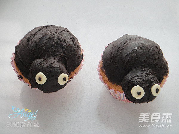 Halloween Spider Cup Cake recipe