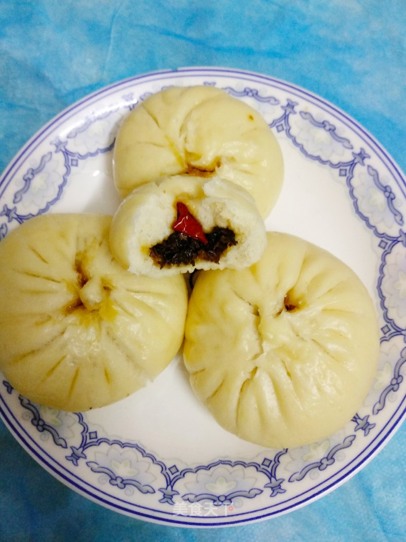 Mei Cai Kou Rou Bao Zi