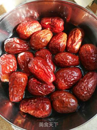 Jujube Sandwiched with Walnuts recipe