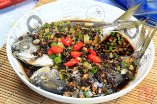 Steamed Southern Pomfret with Black Bean Sauce recipe