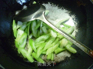 Stir-fried Celery with Mustard recipe