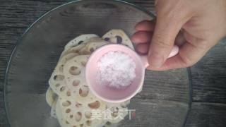 Sliced Lotus Root with Scallion Oil recipe