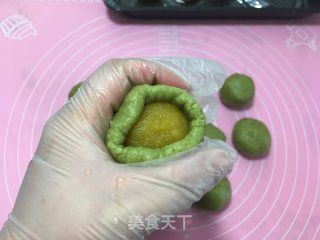 Sakura Matcha Pineapple Cake recipe