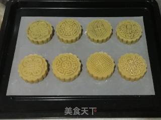 Cantonese-style Moon Cakes recipe