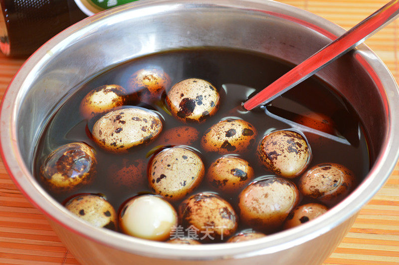 Marinated Quail Eggs