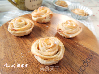 Rose Apple Strudel recipe