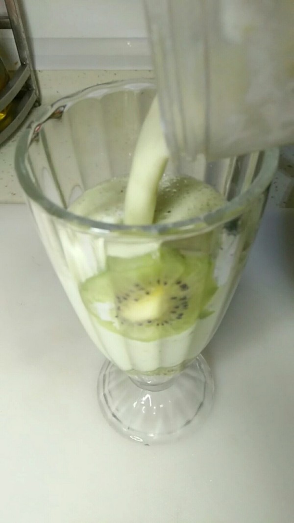 Kiwi Shake recipe