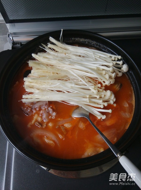 Korean Hot Pot Noodles recipe