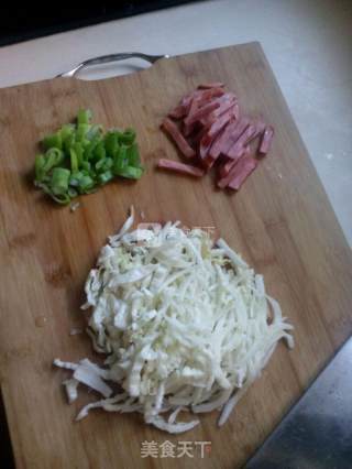 Cabbage Soy Pot Noodles recipe