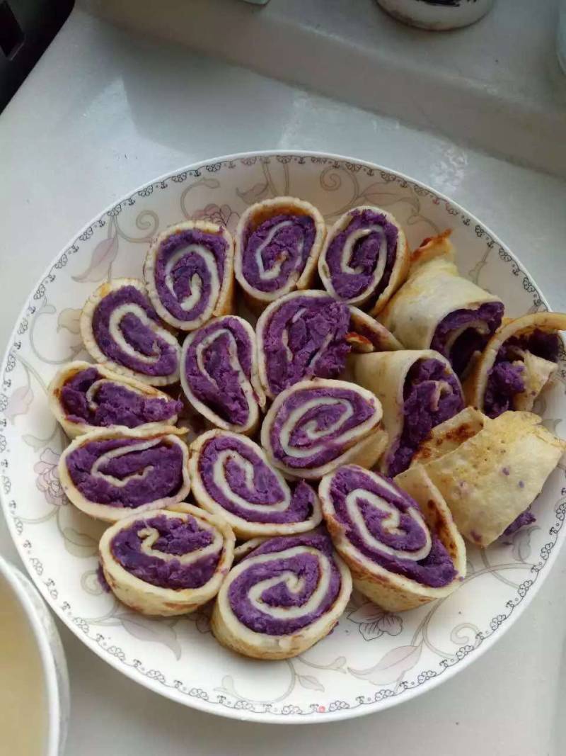 Milk Egg Purple Sweet Potato Roll recipe