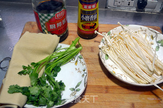 Cold Dishes Mix and Match [enoki Mushroom and Bean Curd] recipe