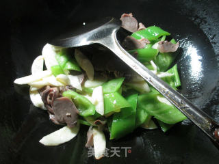 Stir-fried Rice White with Goose Gizzards and Chili Pepper recipe