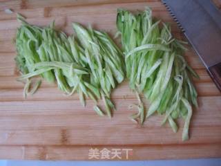 Cucumber with Enoki Mushroom recipe