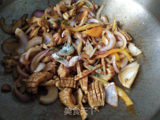 Fried Dried Cuttlefish with Onion recipe