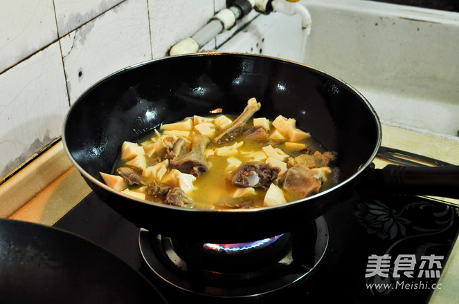 Roasted Bamboo Shoots with Duck recipe