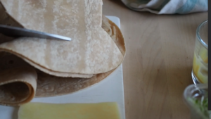 Large-capacity Burrito (imitation Crunchwrap Supreme) recipe