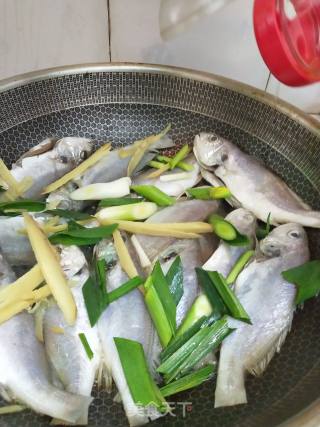Braised Fried White Auntie recipe