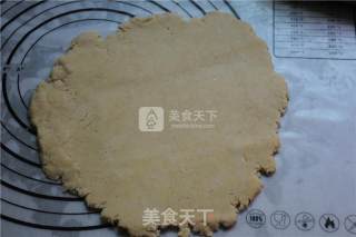 #aca烤明星大赛# Naked Wheat Two-color Sweet Potato Pie recipe