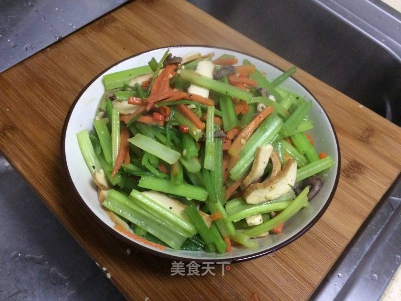 Celery Chicken Heart Shreds recipe