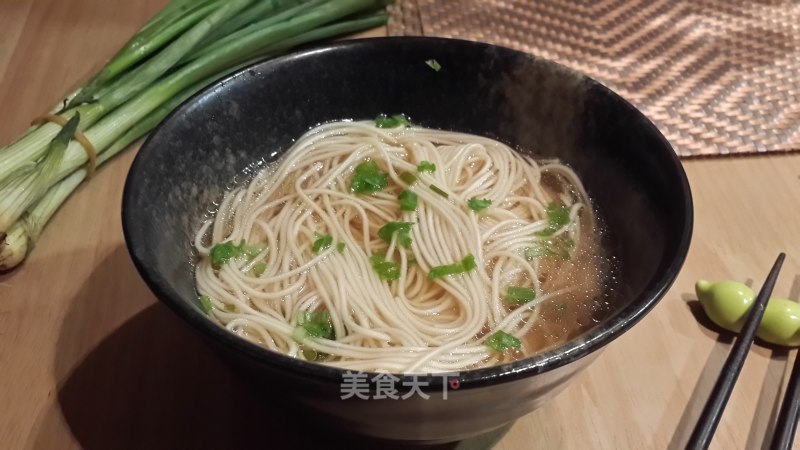 Chicken Soup Yang Chun Noodles recipe