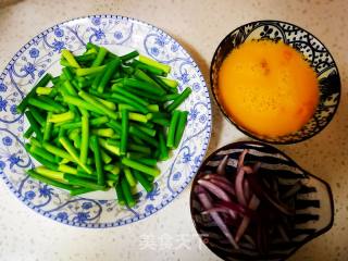 Scrambled Eggs with Garlic and Green Onions recipe
