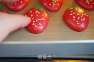 #四session Baking Contest and is Love to Eat Festival#french Strawberry Macarons recipe